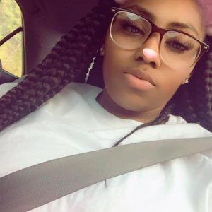 Meet your Posher, Tyesha